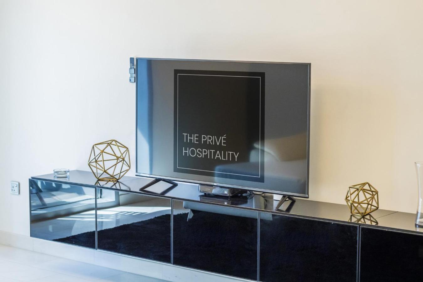 Apartment Stunning 1bdr Marina View Close To Jbr Cayan Tower