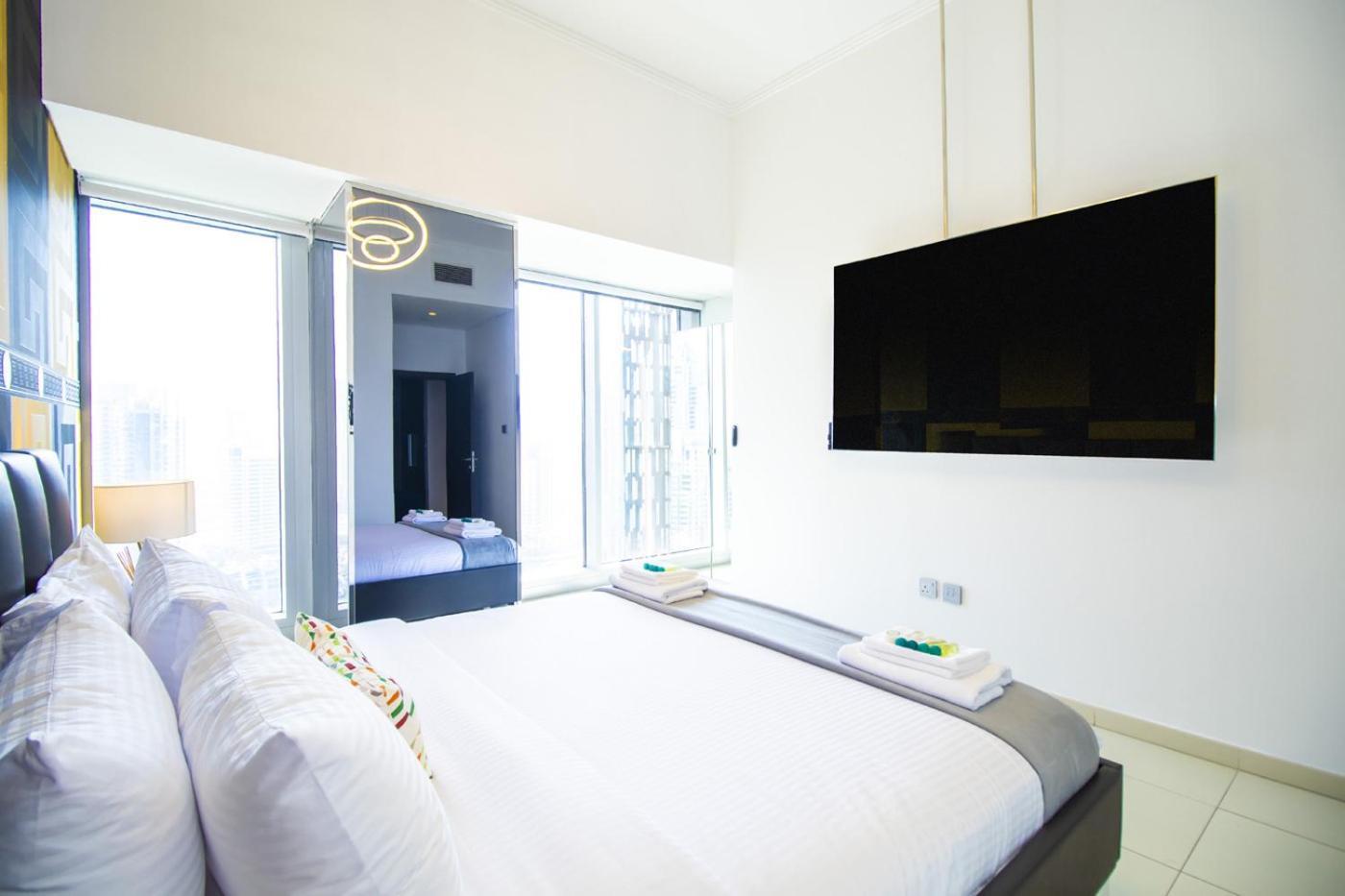Stunning 1bdr Marina View Close To Jbr Cayan Tower Dubai